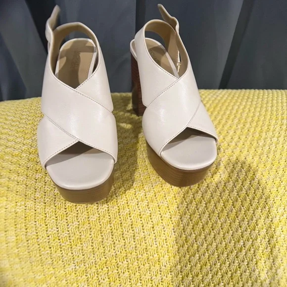 New - Picture 5 of 5